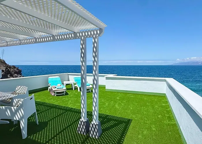 Casa Ale, Stunning Sea Views *