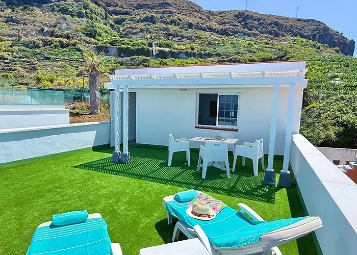 Semesterbostad Casa Ale, Stunning Sea Views Las Aguas