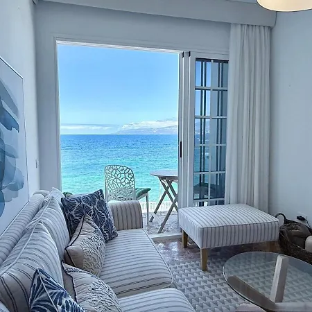 Casa Ale, Stunning Sea Views *