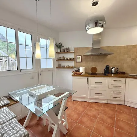 Casa Ale, Stunning Sea Views Ferienhaus Las Aguas