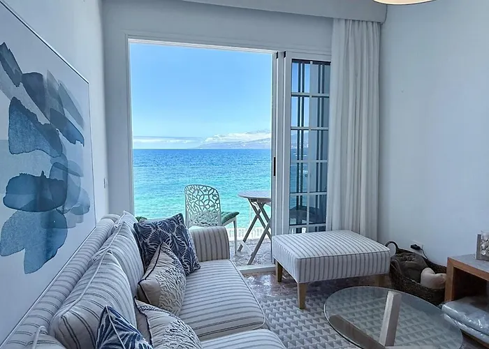 Casa Ale, Stunning Sea Views *